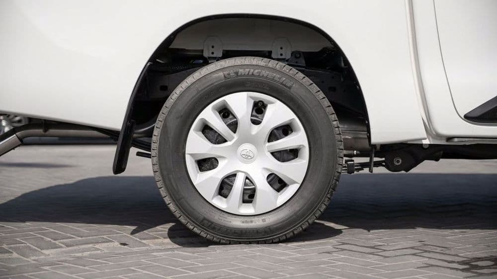 الجديد تويوتا هيلوكس 2025