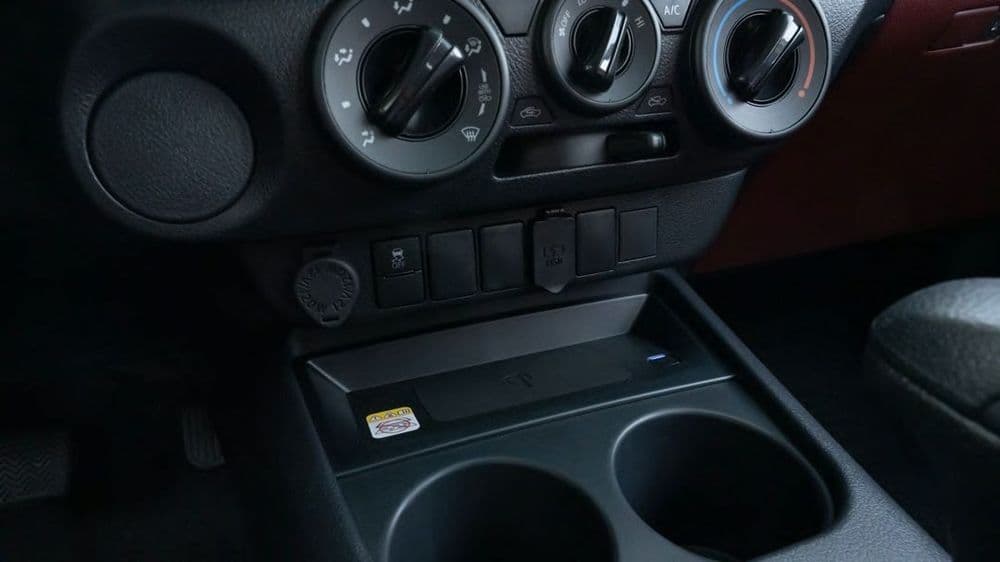 الجديد تويوتا هيلوكس 2025