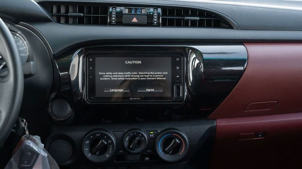 الجديد تويوتا هيلوكس 2025