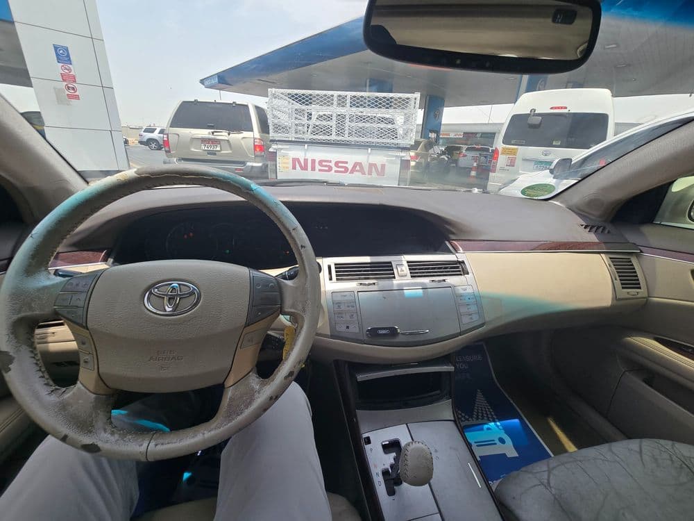 تويوتا أفالون Sedan 2008 مستعملة