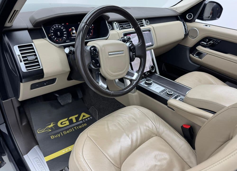 Used Land Rover Range Rover 3.0L SC V6 HSE 340 PS 2019