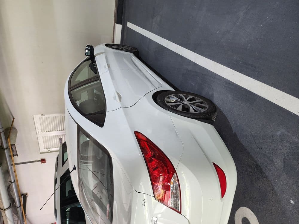 هيونداي اكسنت 1.6L Full Option 2015 مستعملة