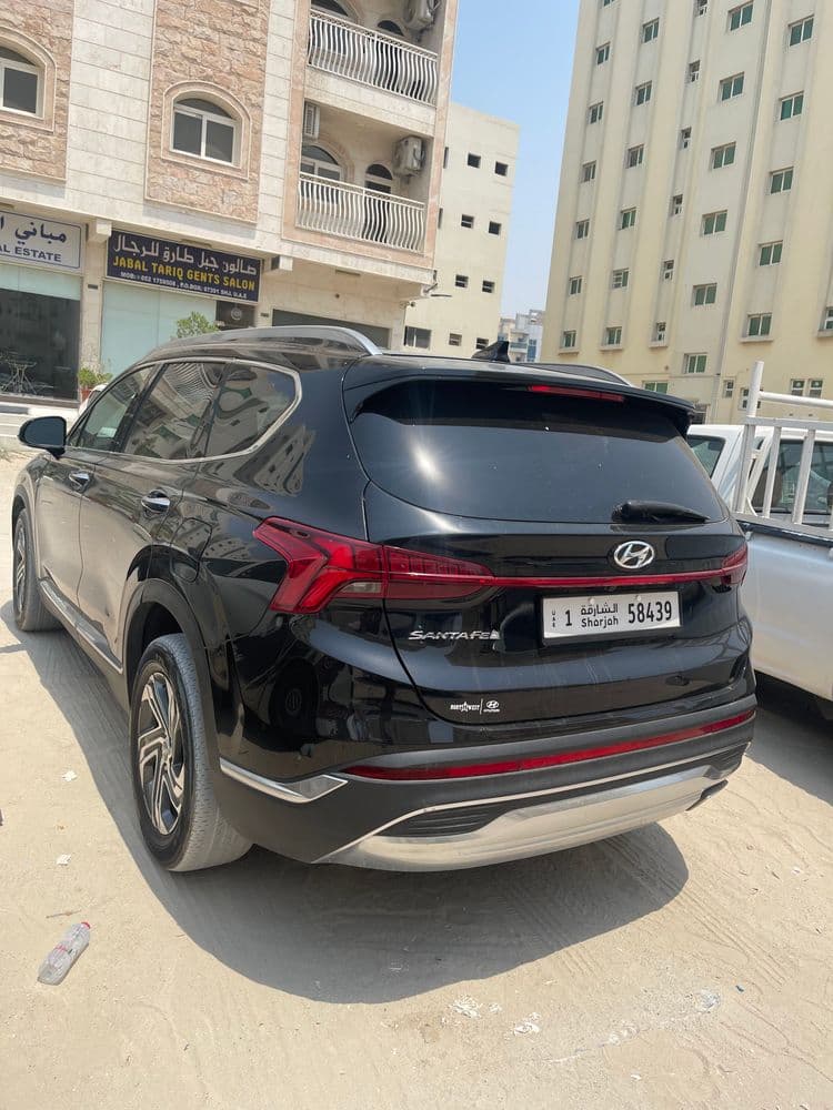 هيونداي سانتافيه 2.5T Comfort AWD 2023 مستعملة