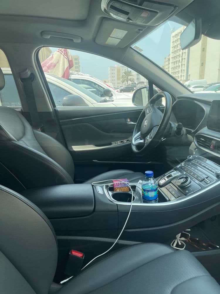 هيونداي سانتافيه 2.5T Comfort AWD 2023 مستعملة