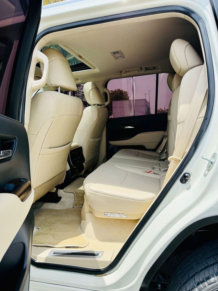 تويوتا لاند كروزر 4.0L GXR 2023 مستعملة