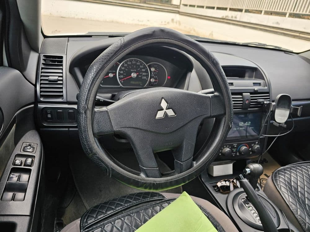Used Mitsubishi Galant 2013
