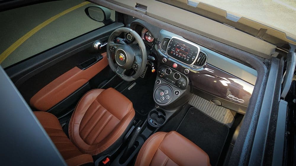 أبارث 595 1.4T Competizione Hard-Top 2021 مستعملة