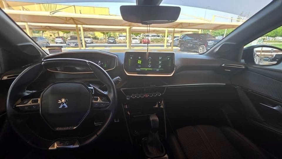 مستعملة بيجو 208 1.2T GT 2022