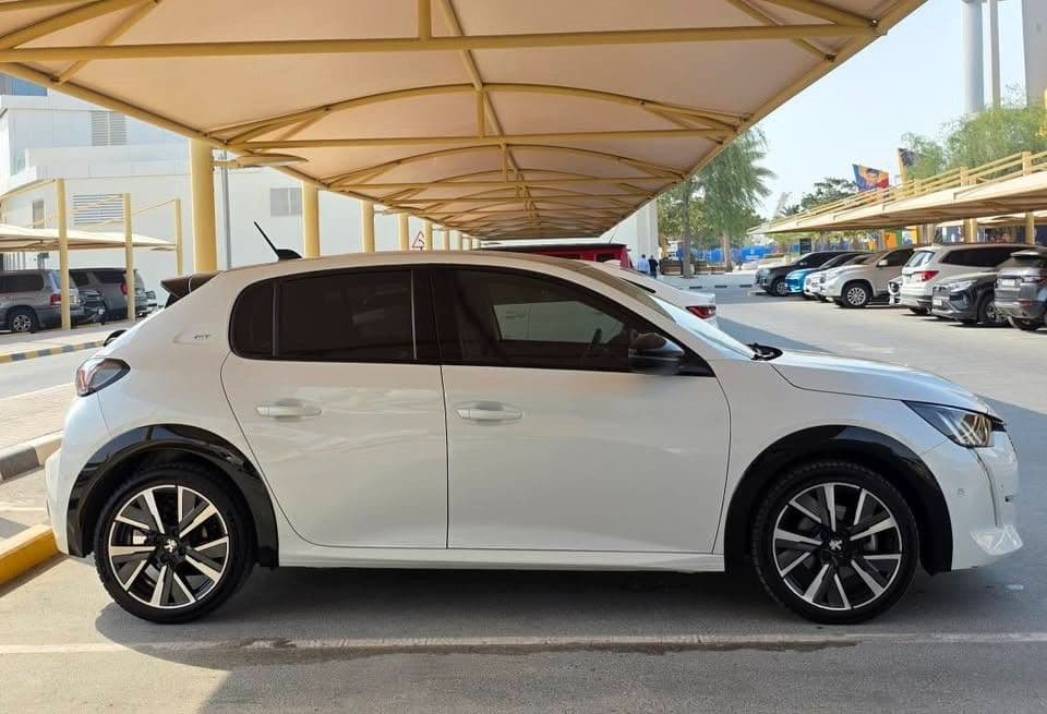 مستعملة بيجو 208 1.2T GT 2022