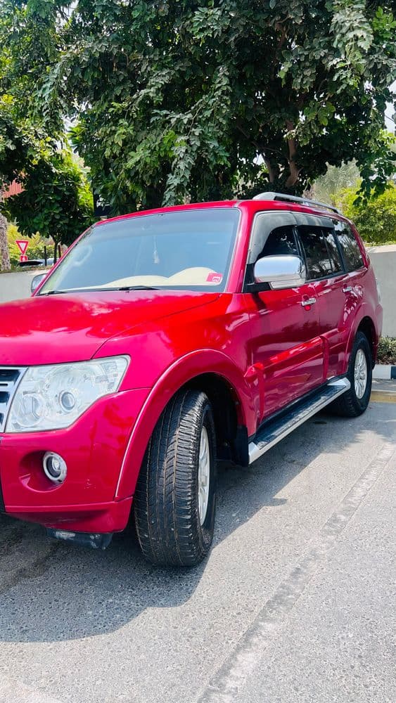 ميتسوبيشي باجيرو GLS V6 2010 مستعملة