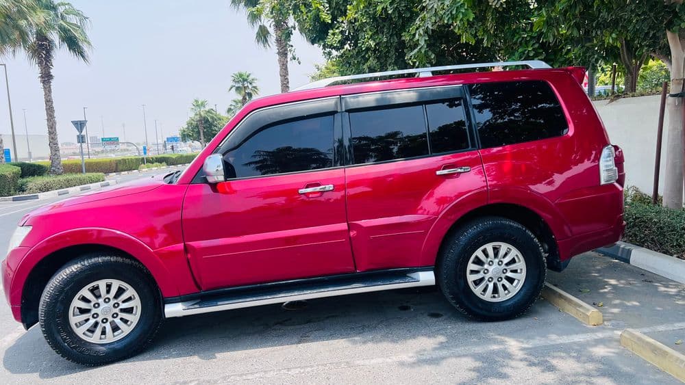 ميتسوبيشي باجيرو GLS V6 2010 مستعملة