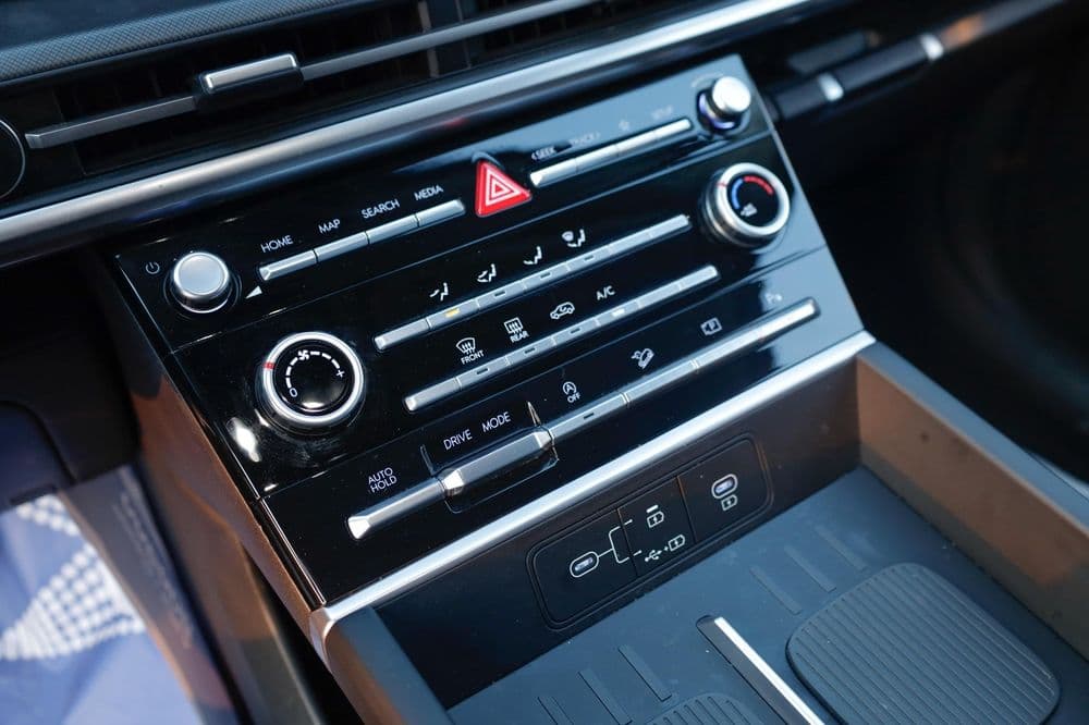 Used Hyundai Santa Fe 2.5L GL Smart AWD 2024