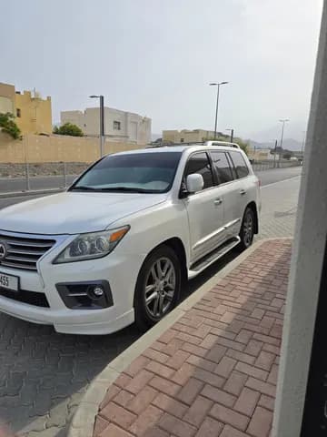 Used Lexus LX 570 5 door 5.7L 2013