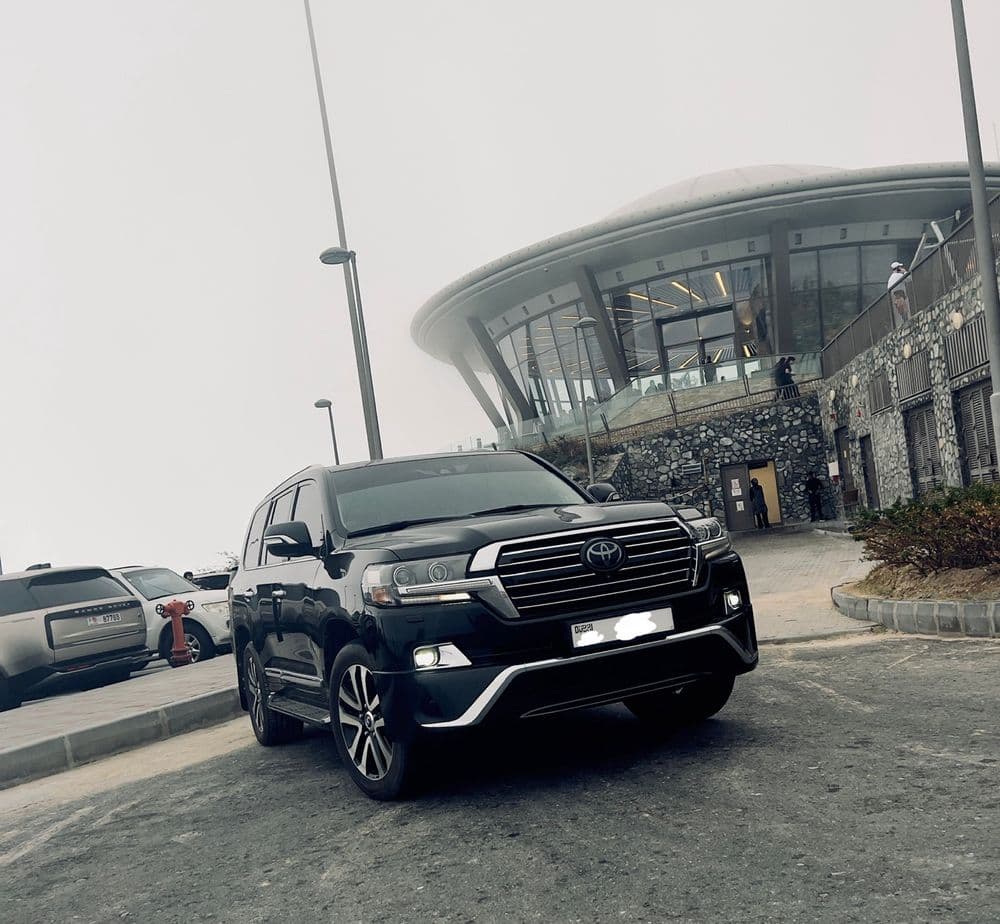 Used Toyota Land Cruiser 5.7L VX.R White Edition 2018