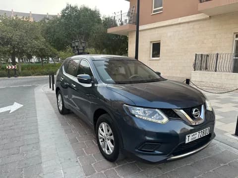 نيسان إكس تريل 2.5 S 2WD 7-Seater 2017 مستعملة