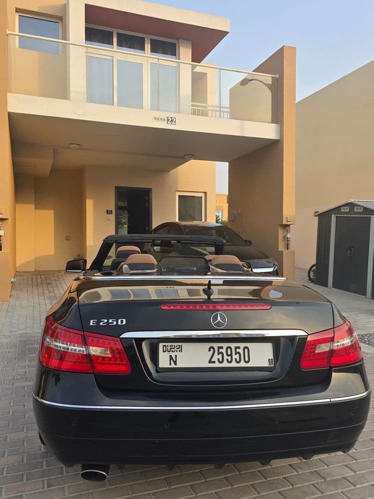 مرسيدس بنز الفئة - إي كابريوليه E 250 2012 مستعملة