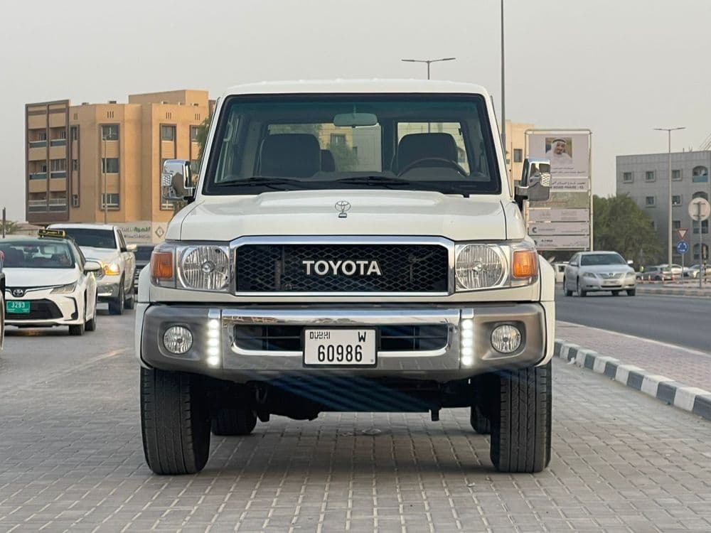 Used Toyota Land Cruiser 70 Series 4.0L DX 3 Doors (M/T) 2021