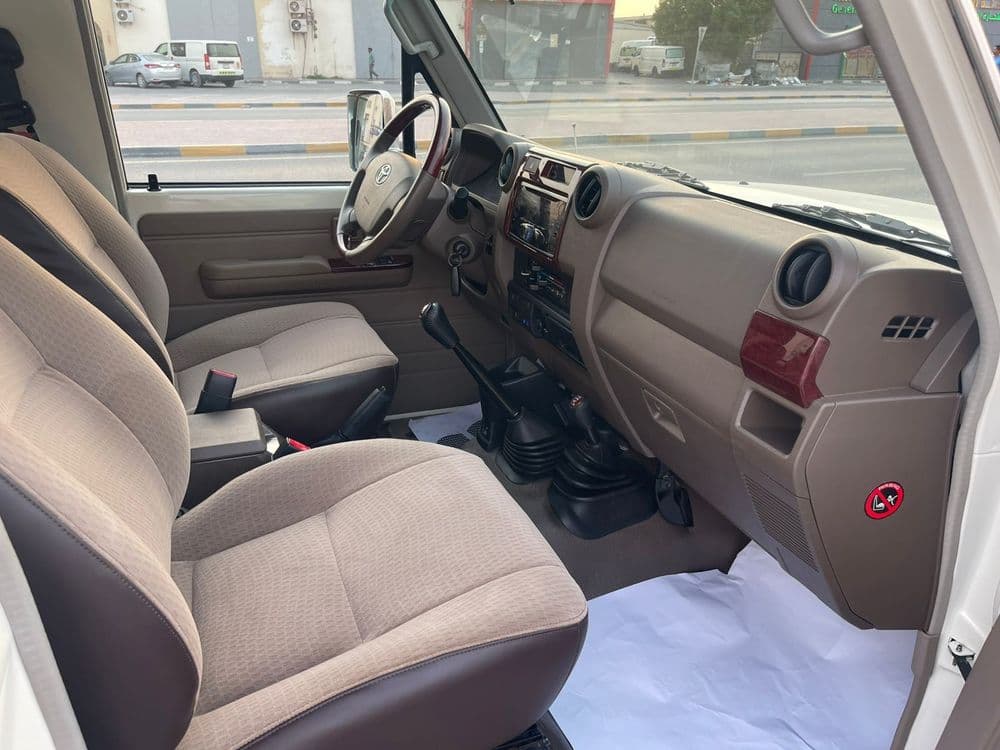 Used Toyota Land Cruiser 70 Series 4.0L DX 3 Doors (M/T) 2021