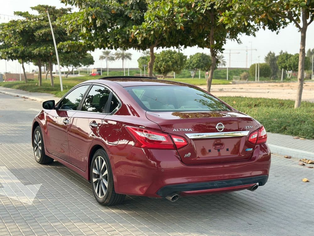 مستعملة نيسان ألتيما 2017