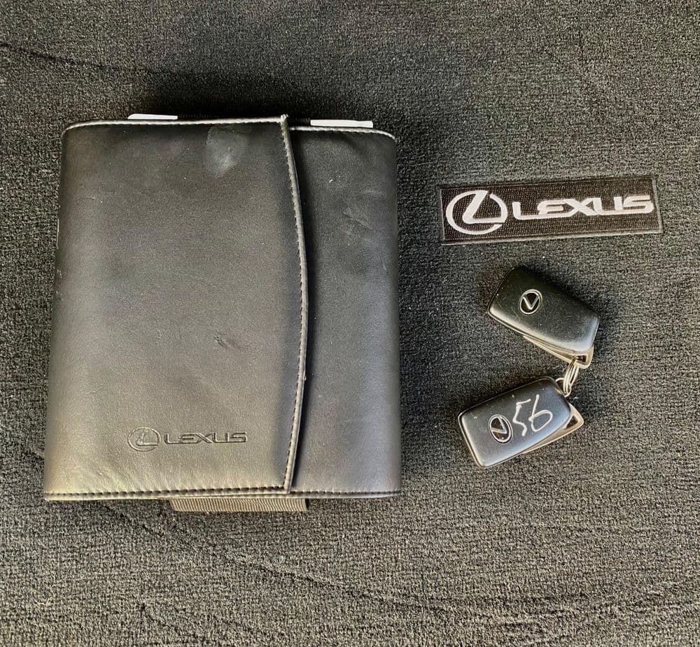 مستعملة لكزس أن أكس 200t Platinum 2016