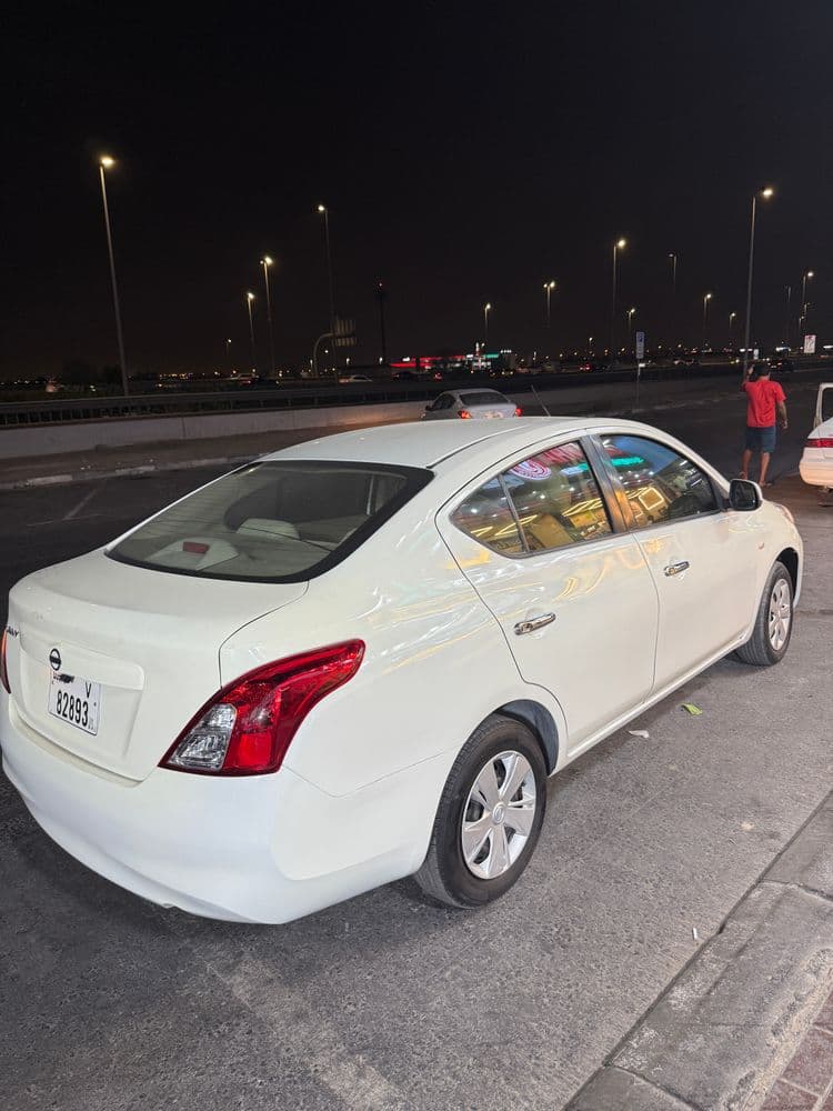 نيسان صني 1.5 Mid 2014 مستعملة