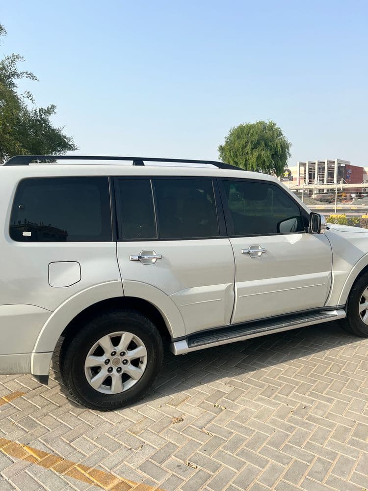مستعملة ميتسوبيشي باجيرو 3.5L GLS 5 Door 2013