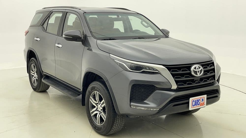 Used Toyota Fortuner 2023