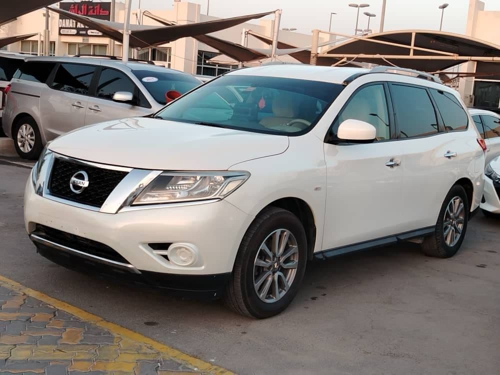 Used Nissan Pathfinder 3.5L SV 4WD 2015