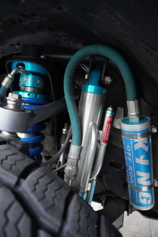 تويوتا اف جاي كروزر 4.0L VXR 2021 مستعملة