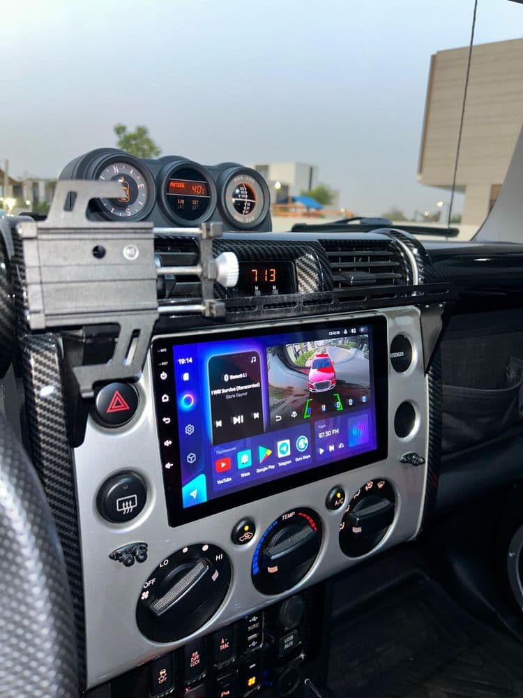 تويوتا اف جاي كروزر 4.0L VXR 2021 مستعملة