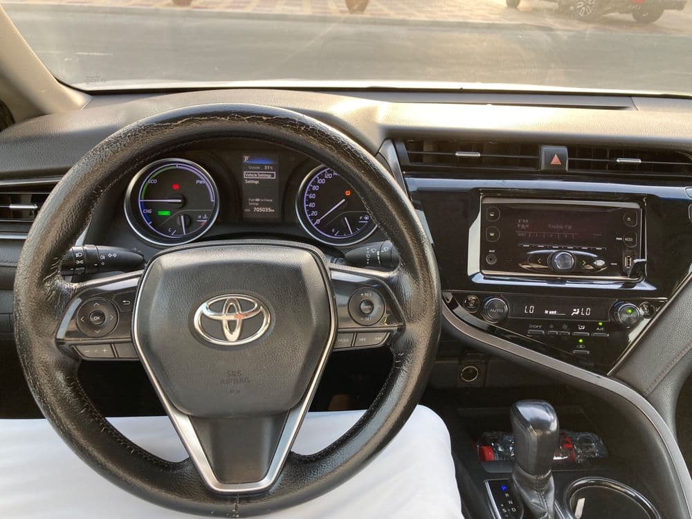 Used Toyota Camry 2.4 Hybrid XLE 2019