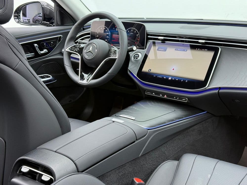 مستعملة مرسيدس بنز الفئة -إي E 200 AMG 2024