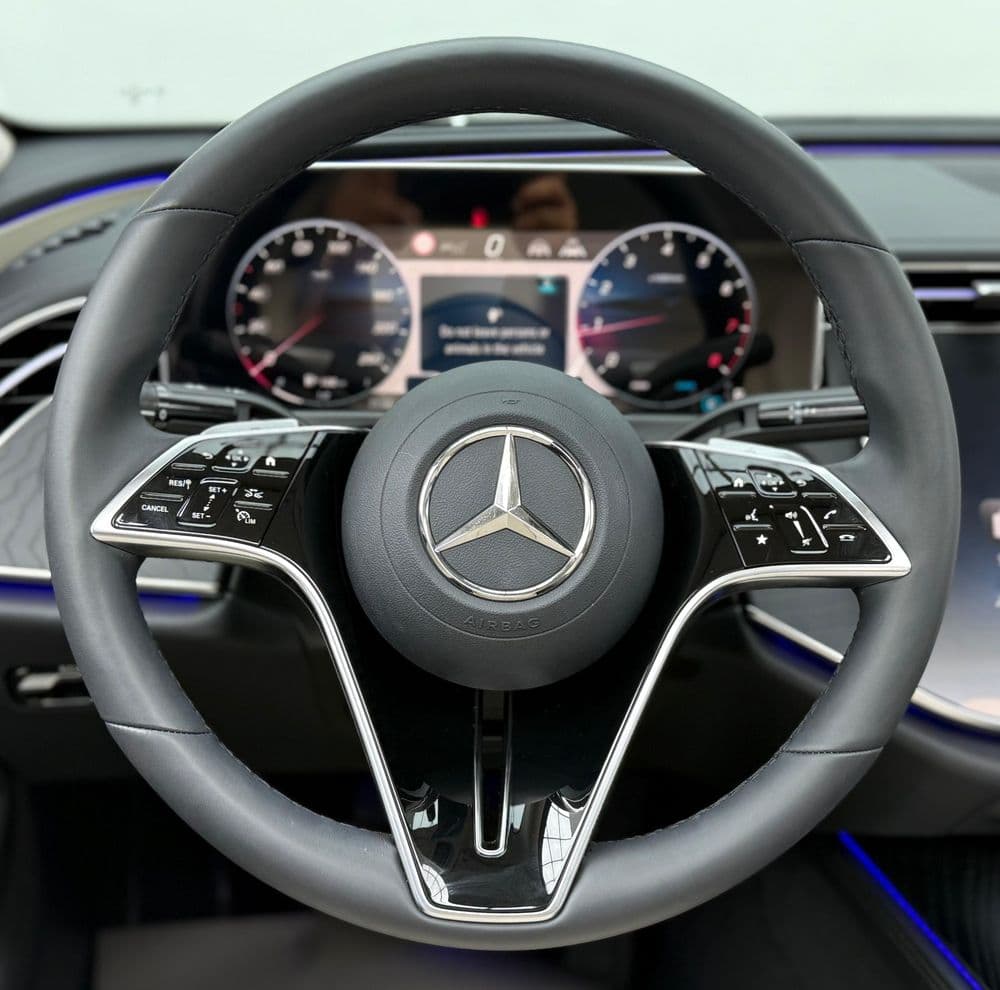 مستعملة مرسيدس بنز الفئة -إي E 200 AMG 2024