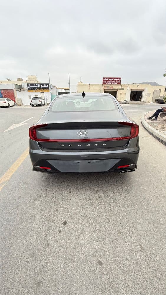 هيونداي سوناتا 2.4L Top 2022 مستعملة
