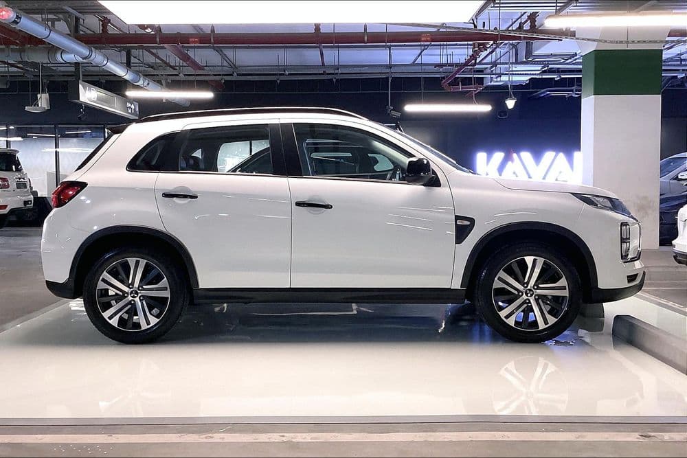 ميتسوبيشي آي إس إكس 2024 مستعملة