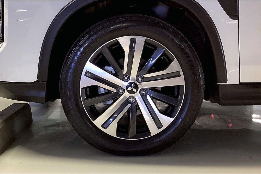 ميتسوبيشي آي إس إكس 2024 مستعملة