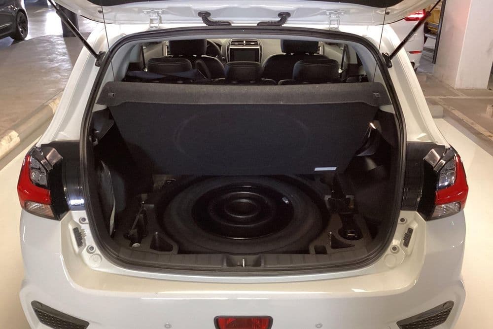 ميتسوبيشي آي إس إكس 2024 مستعملة