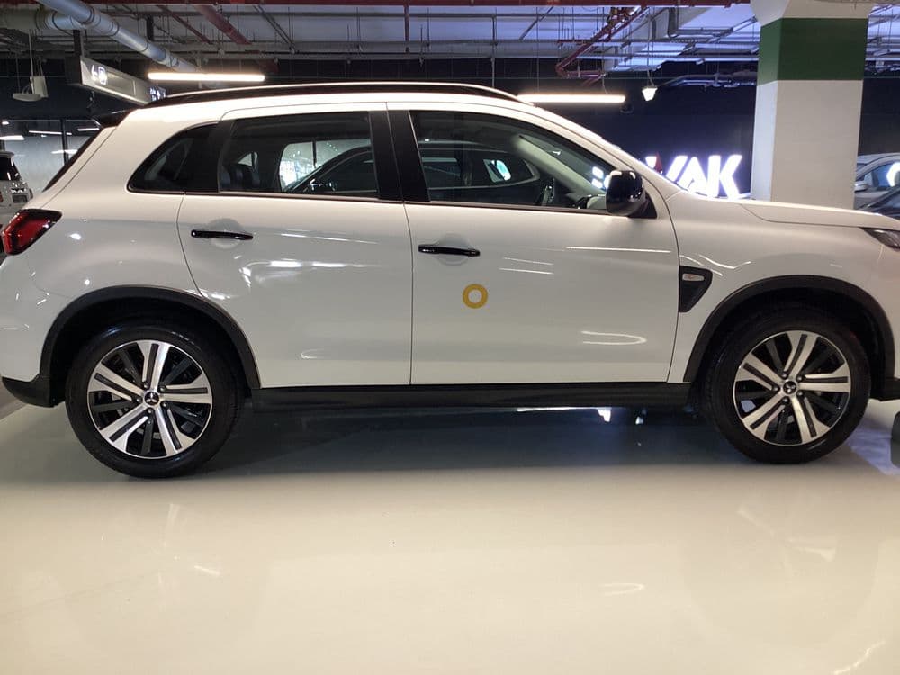 ميتسوبيشي آي إس إكس 2024 مستعملة