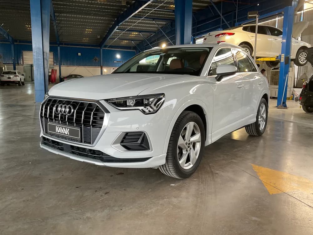 Used Audi Q3 2021