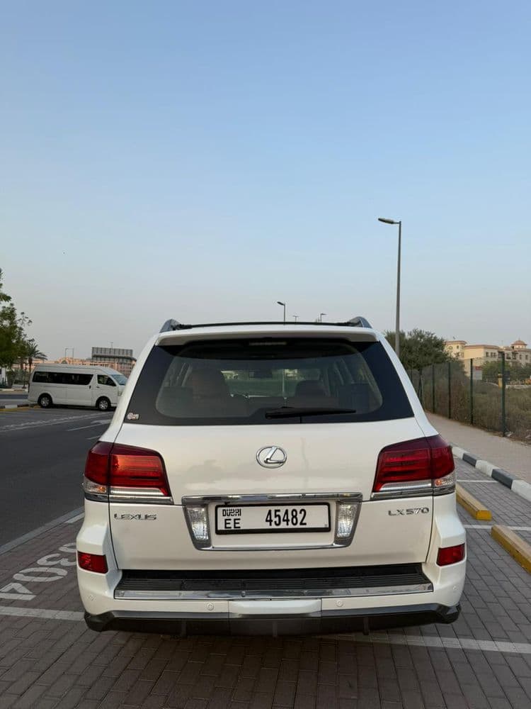 لكزس أل أكس 570 S 2013 مستعملة