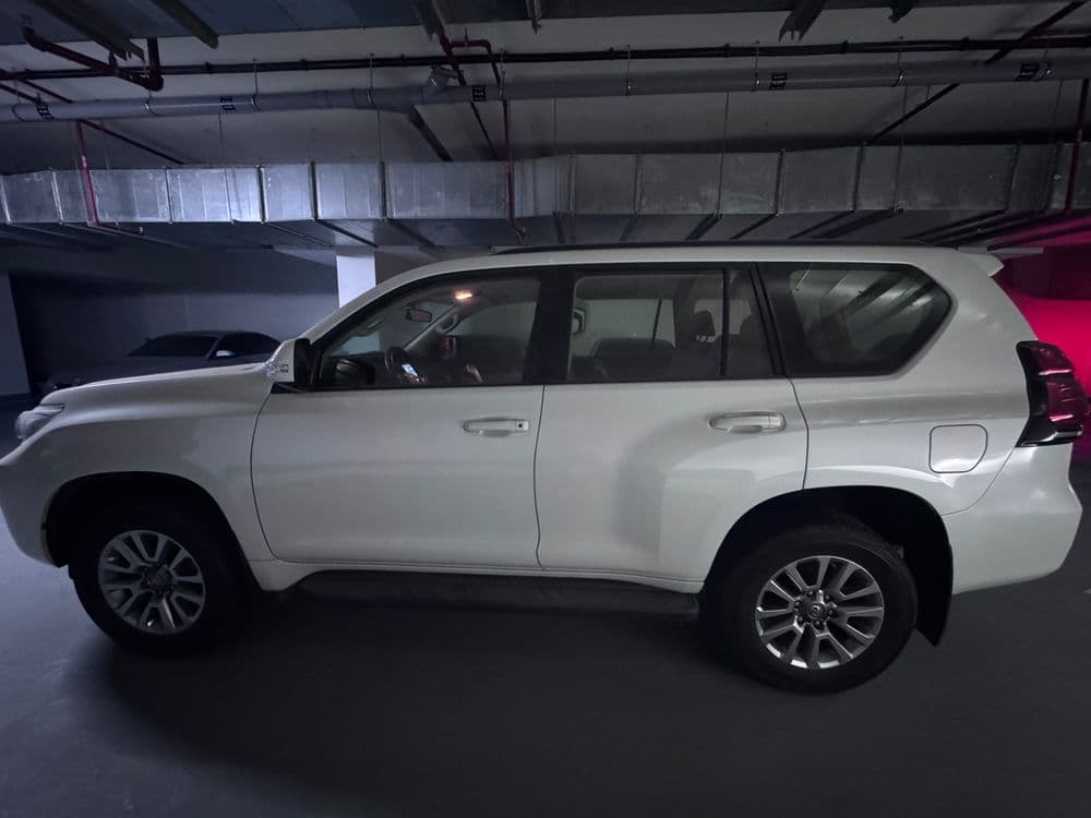 تويوتا لاند كروزر برادو 4.0L GXR 2021 مستعملة