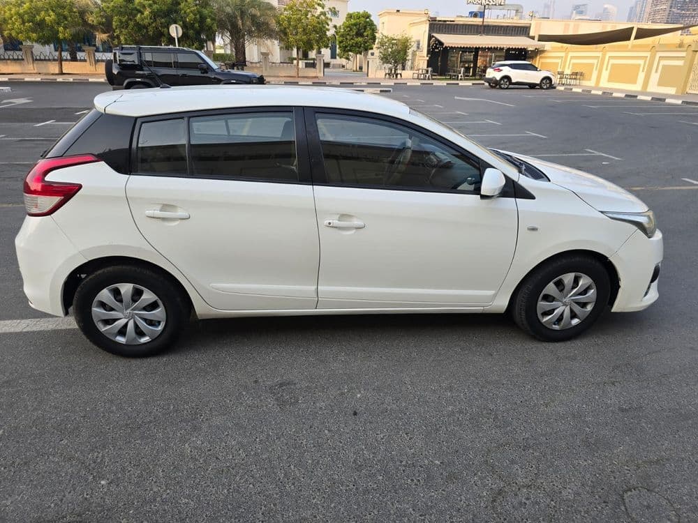 مستعملة تويوتا يارس هاتشباك 1.5L SE 2015