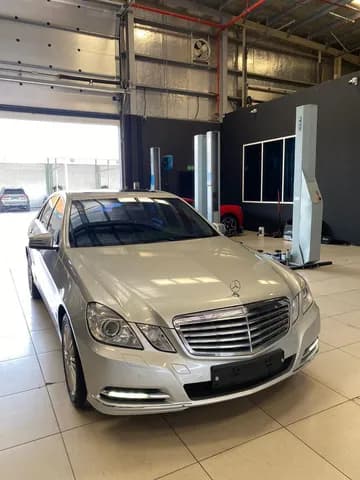 Used Mercedes-Benz E-Class E 300 2011