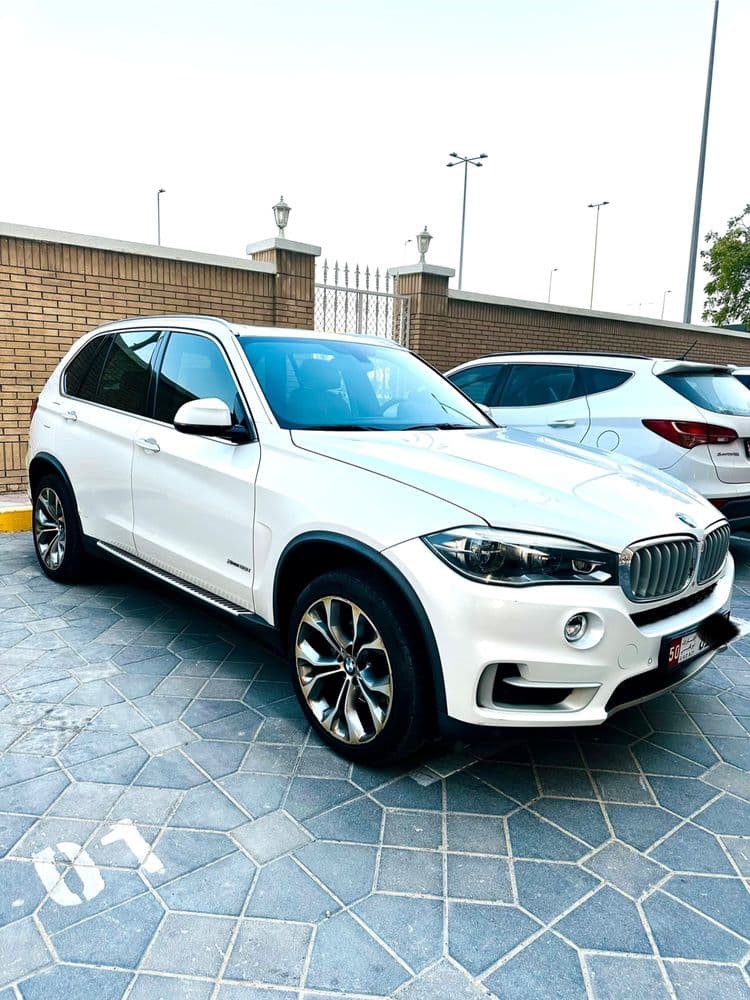 بي إم دبليو اكس5 xDrive 35i 2015 مستعملة