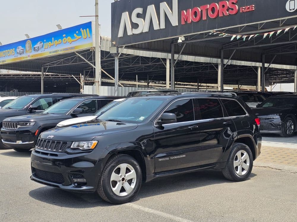 مستعملة جيب جراند شيروكي 3.6L Laredo 2017