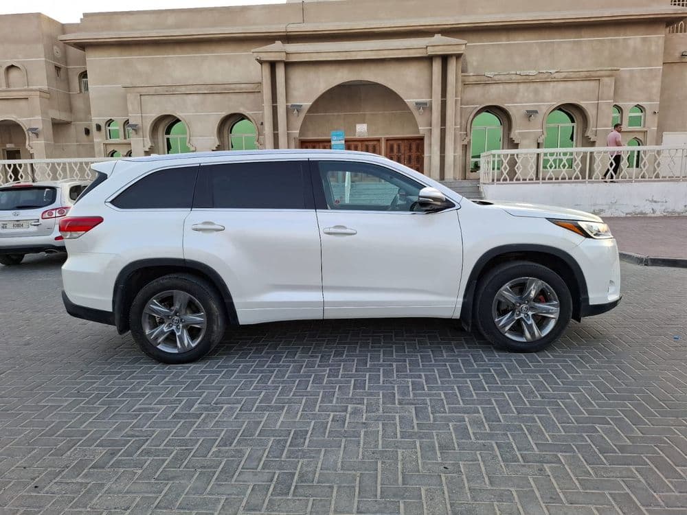 Used Toyota Highlander 2020