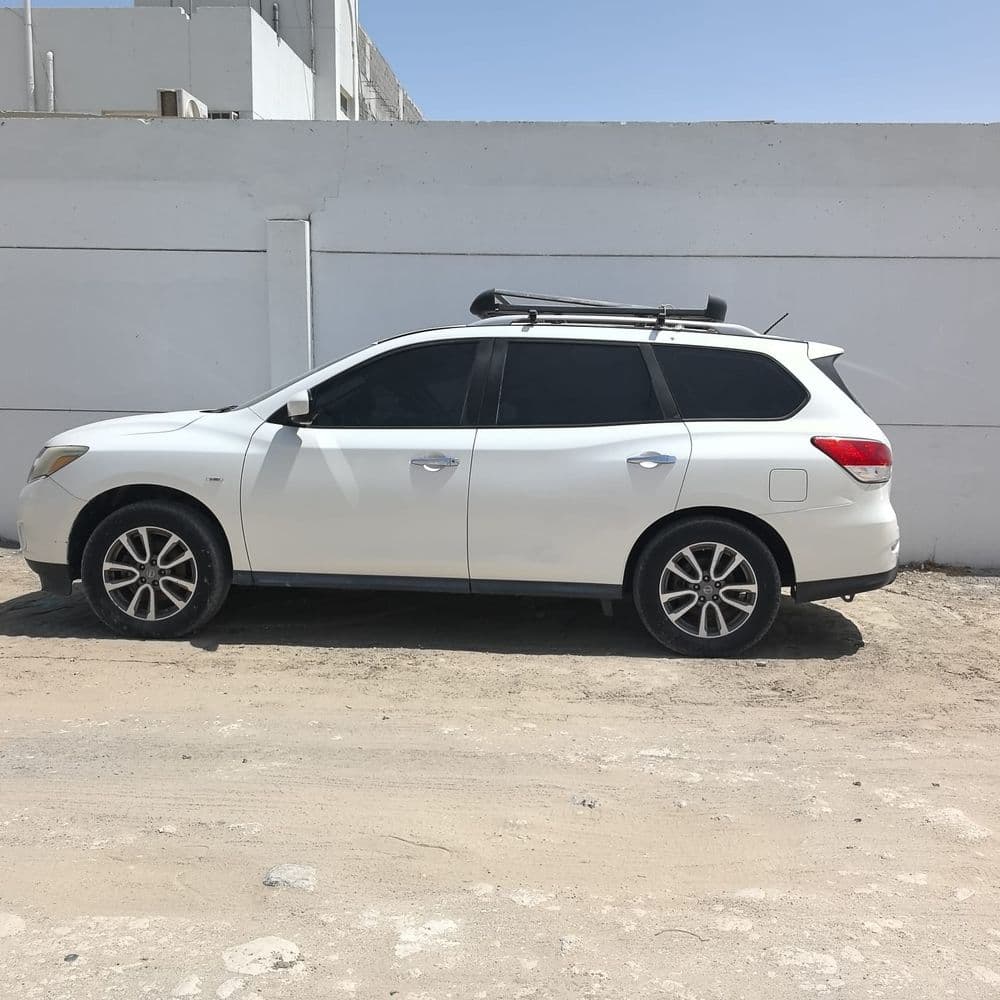 Used Nissan Pathfinder 3.5L SL 4WD 2014