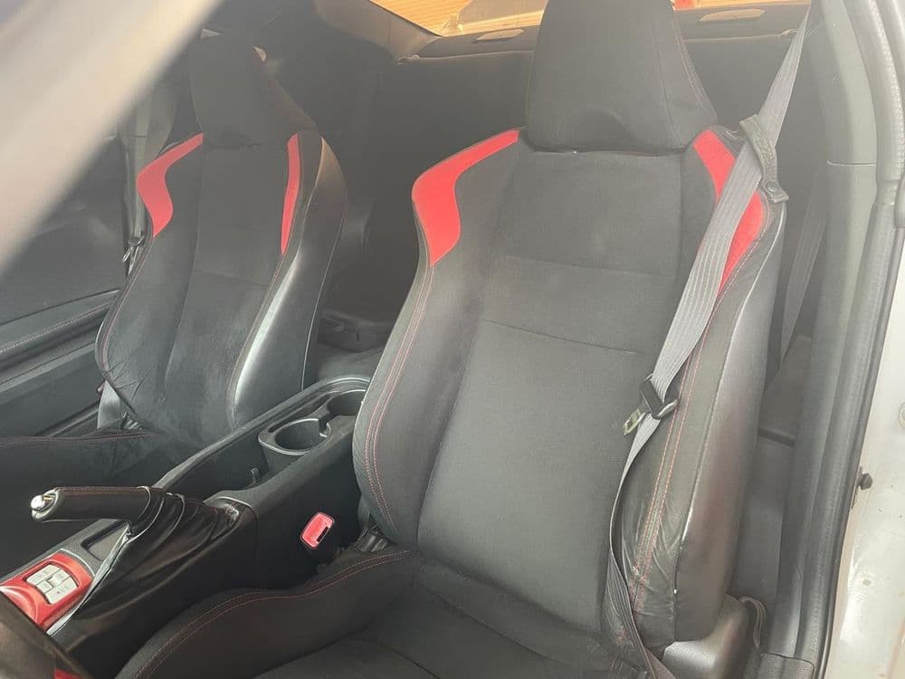 مستعملة تويوتا 86 2 Door 2.0L Automatic 2015