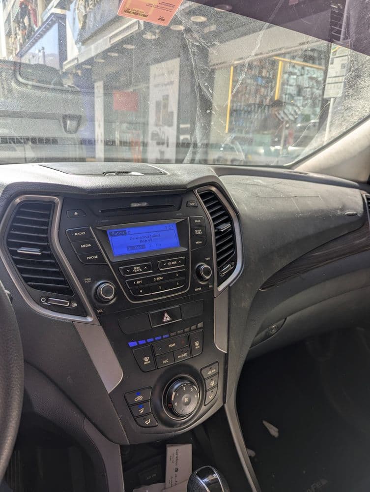 Used Hyundai Santa Fe 2.4L Mid 2015