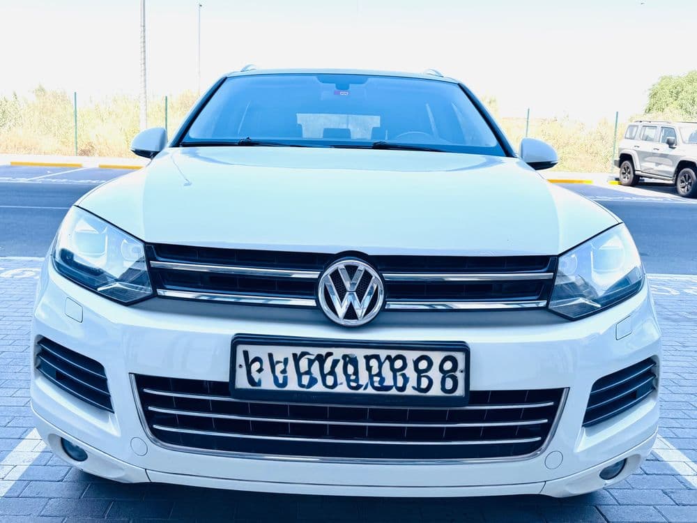 Used Volkswagen Touareg 3.6L SE 2015